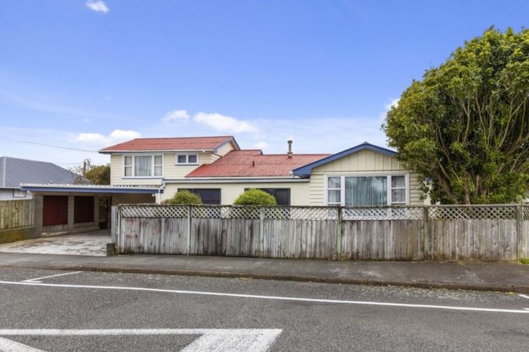 Photo of property in 983 High Street, Avalon, Lower Hutt, 5011