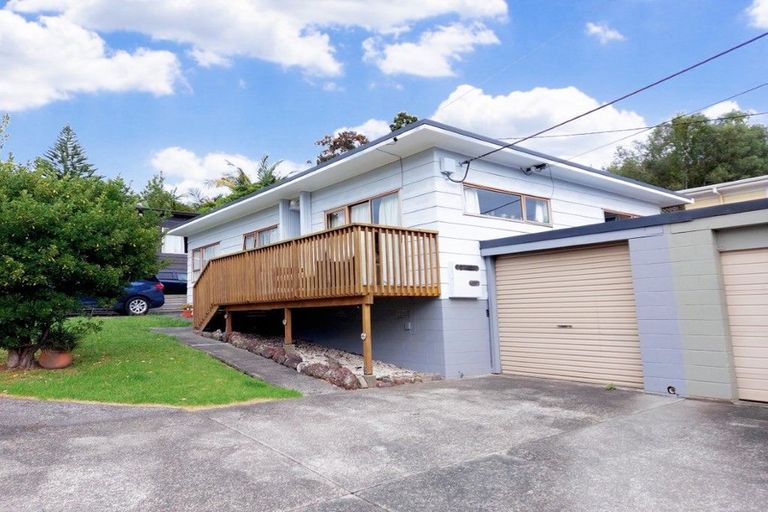 Photo of property in 2/73 Eskdale Road, Birkdale, Auckland, 0626