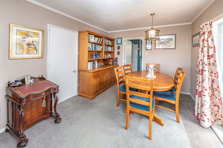 Photo of property in 5a Alexa Place, Saint Johns Hill, Whanganui, 4500