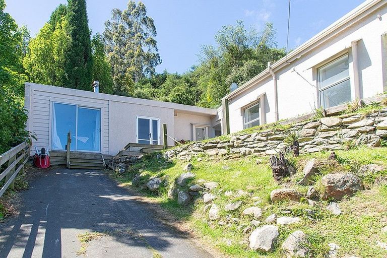 Photo of property in 159 Ravensbourne Road, Ravensbourne, Dunedin, 9022