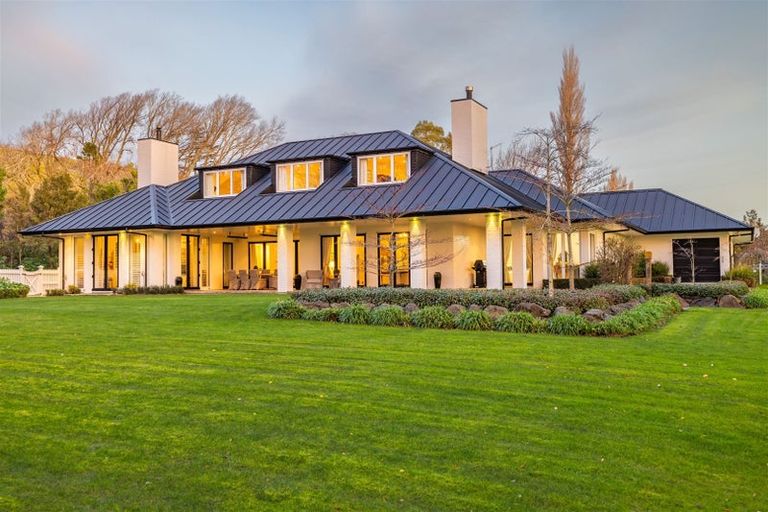 Photo of property in 254 Old Tai Tapu Road, Kennedys Bush, Christchurch, 7672