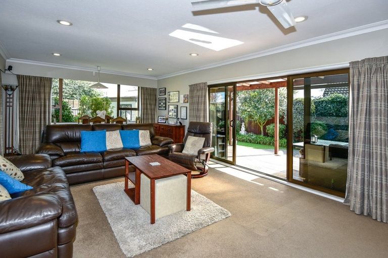 Photo of property in 61 Teesdale Street, Burnside, Christchurch, 8053