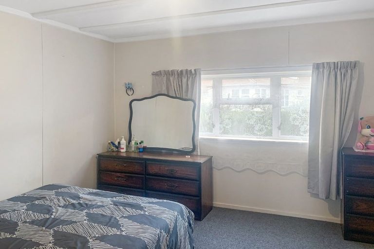 Photo of property in 10 Stanley Street, Dannevirke, 4930