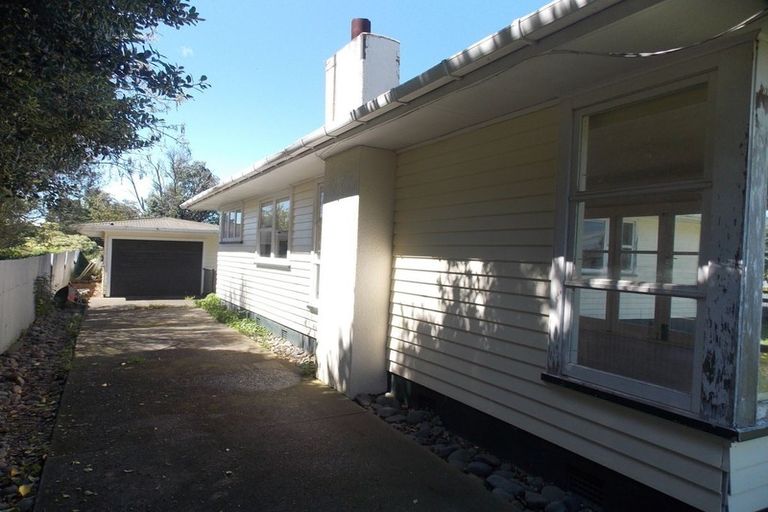 Photo of property in 3 Clifton Street, Bulls, 4818