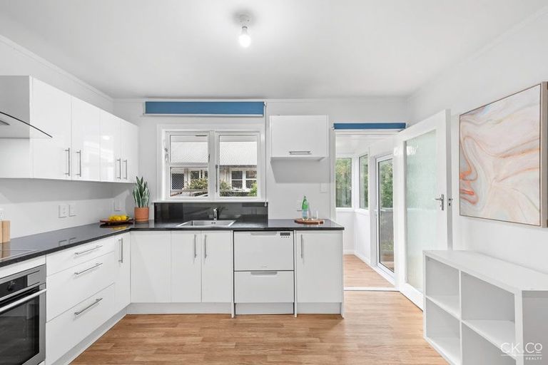 Photo of property in 14c Nelson Street, Petone, Lower Hutt, 5012