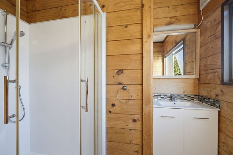Photo of property in 4 Ridge Road, Tairua, 3508