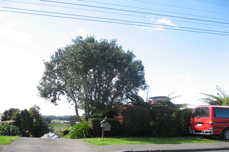 Photo of property in 65 Queens Road, Glen Avon, New Plymouth, 4312