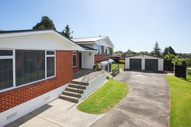 Photo of property in 35 Hillcrest Road, Hillcrest, Hamilton, 3216