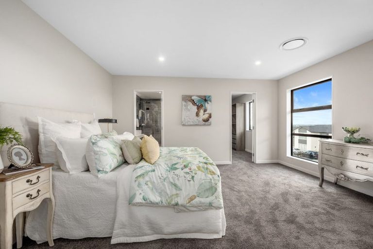 Photo of property in 8 Lumber Rise, Swanson, Auckland, 0614