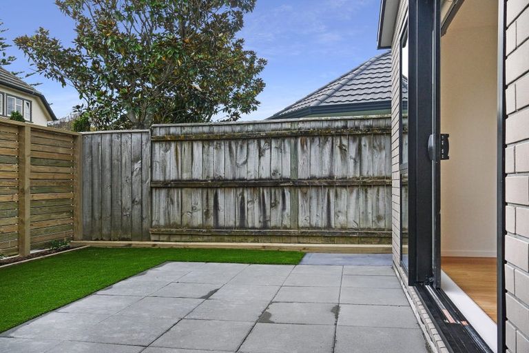 Photo of property in 11/564 High Street, Boulcott, Lower Hutt, 5010