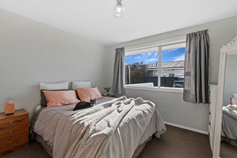 Photo of property in 4/4 Division Street, Riccarton, Christchurch, 8041