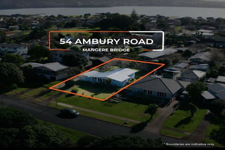 Photo of property in 54 Ambury Road, Mangere Bridge, Auckland, 2022