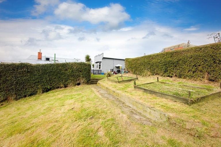 Photo of property in 22 Peter Street, Caversham, Dunedin, 9012