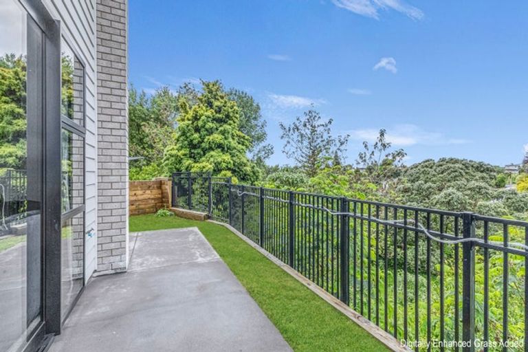 Photo of property in 14 Discovery Place, Marfell, New Plymouth, 4310