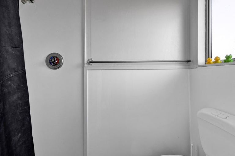 Photo of property in 10 Aubrey Street, New Plymouth, 4310