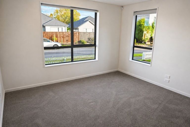 Photo of property in 6 Strone Close, Broomfield, Christchurch, 8042