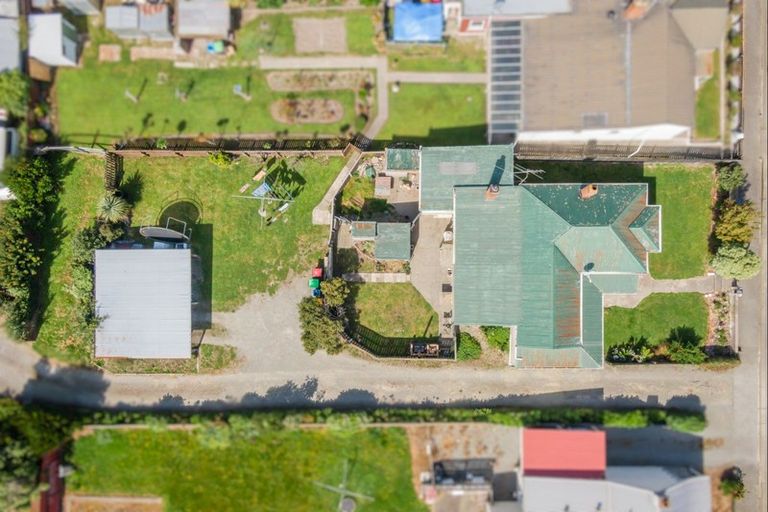 Photo of property in 18 Buchanan Street, Parkside, Timaru, 7910