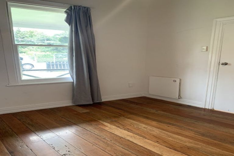 Photo of property in 20 Bridge Street, Eketahuna, 4900