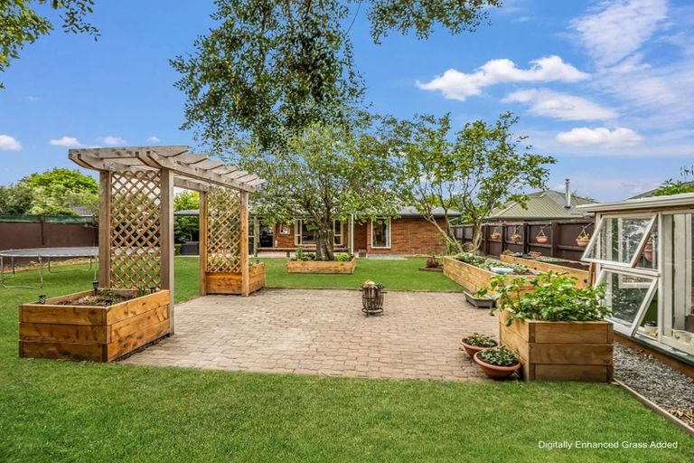 Photo of property in 43 Gladstone Road, Woodend, 7610