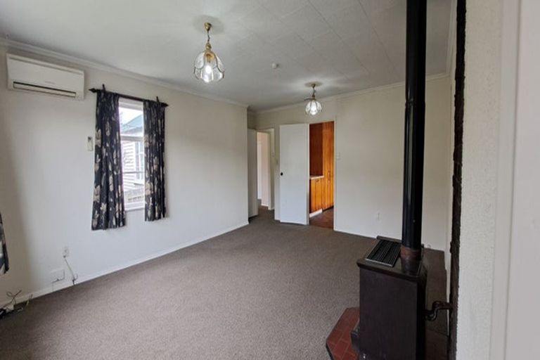Photo of property in 7 Dublin Street, Wainuiomata, Lower Hutt, 5014