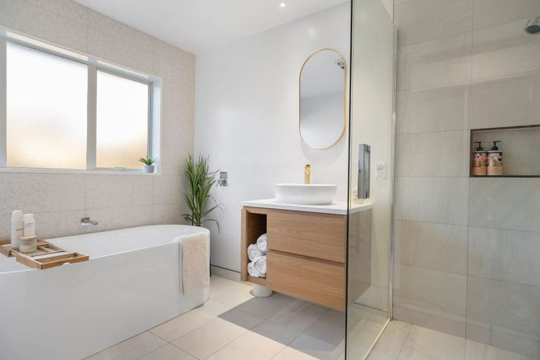 Photo of property in 48 Broadhaven Avenue, Parklands, Christchurch, 8083