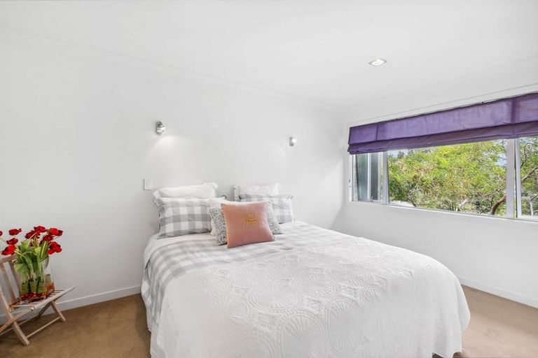Photo of property in 117 Poplar Grove, Whalers Gate, New Plymouth, 4310