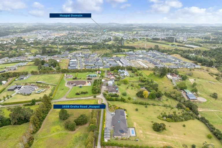 Photo of property in 165b Oraha Road, Kumeu, 0892