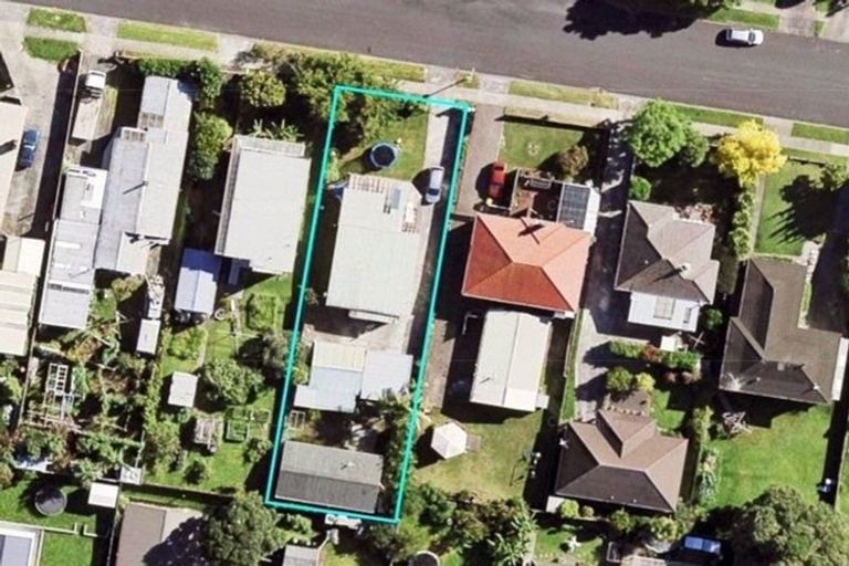 Photo of property in 9 Greers Road, Weymouth, Auckland, 2103