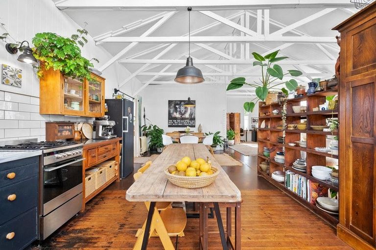 Photo of property in 6 Domain Road, Onerahi, Whangarei, 0110