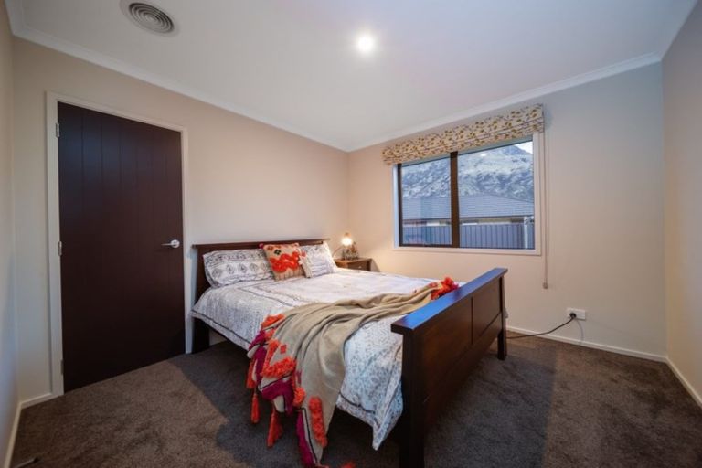 Photo of property in 4 Banbury Terrace, Lower Shotover, Queenstown, 9304