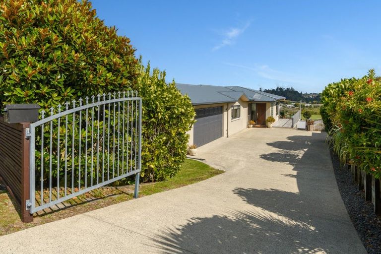 Photo of property in 115 Sapphire Drive, Hairini, Tauranga, 3112