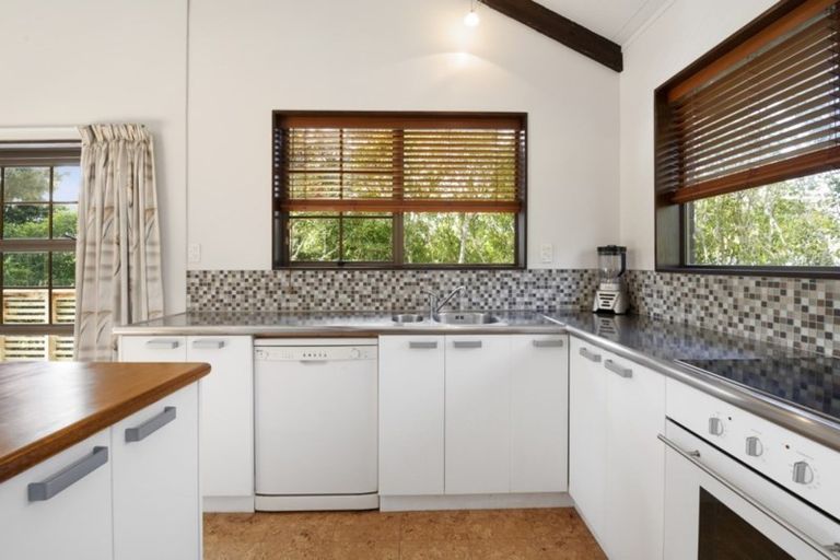 Photo of property in 5 Te Kuru Lane, Pukawa Bay, Turangi, 3381