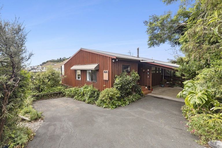 Photo of property in 83 Arapiki Road, Stoke, Nelson, 7011