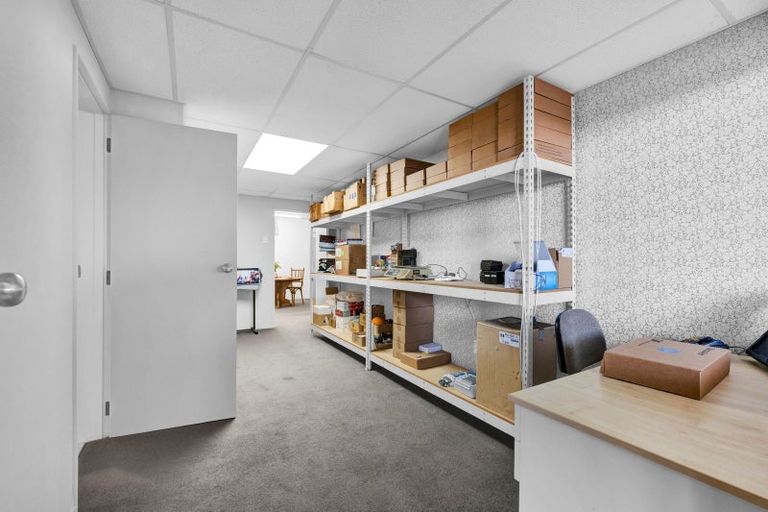 Photo of property in 24 Darwin Crescent, Spotswood, New Plymouth, 4310