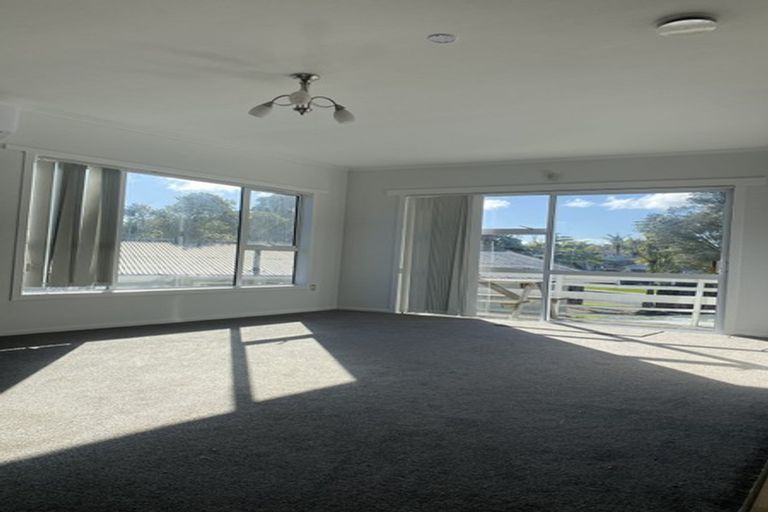 Photo of property in 45 Sylvia Road, Hillcrest, Auckland, 0627