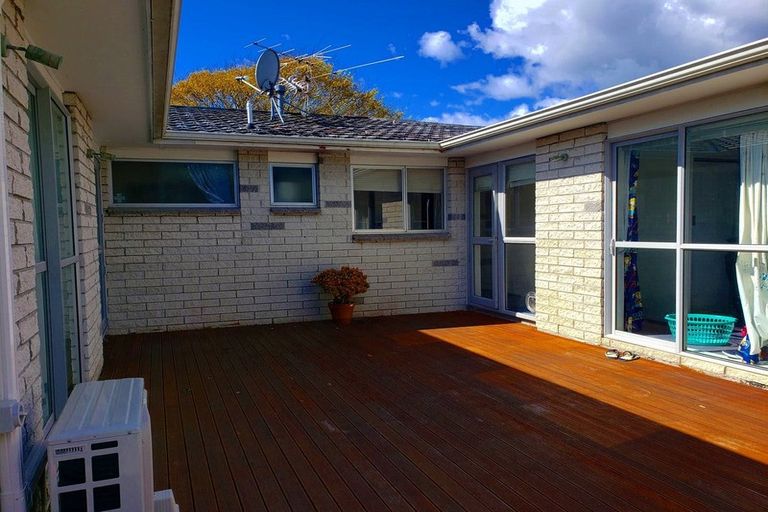 Photo of property in 5 Percy Cameron Street, Avalon, Lower Hutt, 5011