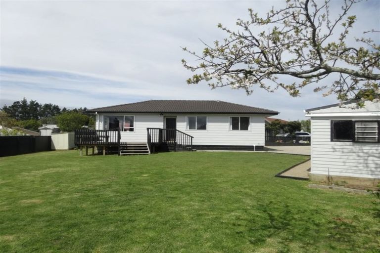 Photo of property in 4 Leaming Place, Clarks Beach, 2122