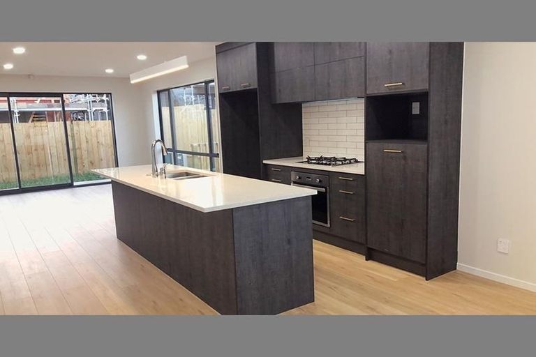 Photo of property in 35 Waka Street, Albany Heights, Auckland, 0632