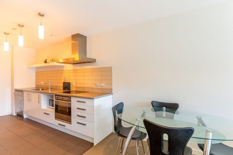 Photo of property in Portal Apartments, 3d/42 Cable Street, Te Aro, Wellington, 6011