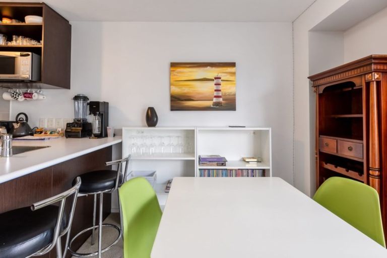 Photo of property in The Statesman Apartments, 503/1 Parliament Street, Auckland Central, Auckland, 1010