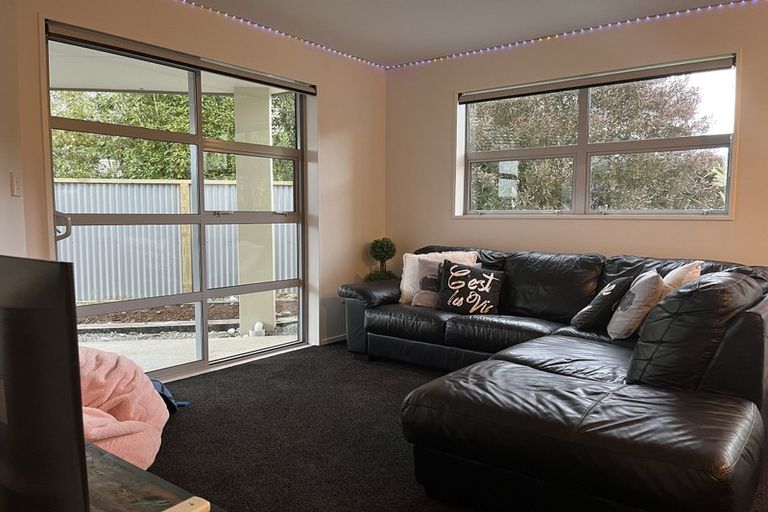 Photo of property in 77 Ahau Street, Moana, 7872