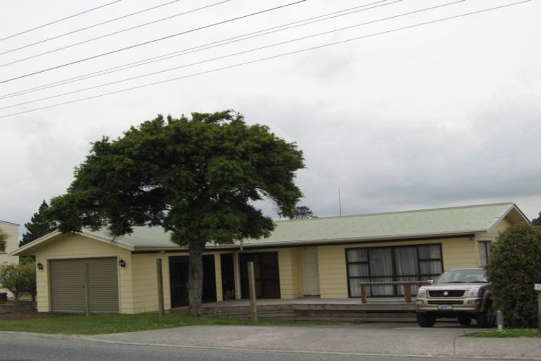 Photo of property in 20 Waimauku Station Road, Waimauku, 0812