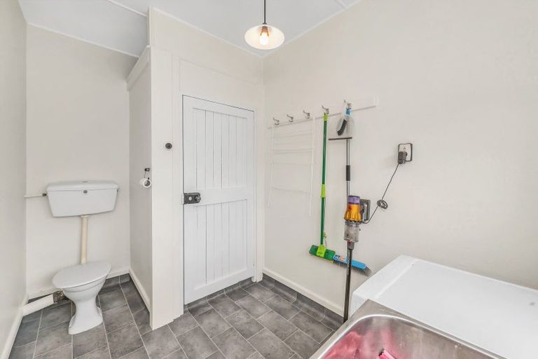 Photo of property in 39 Leeston And Lake Road, Leeston, 7632