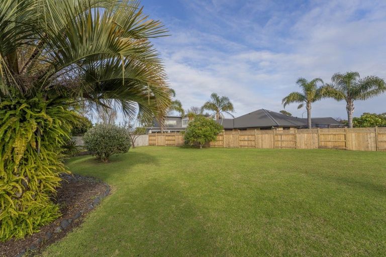 Photo of property in 23 Cobham Lane, Whitianga, 3510