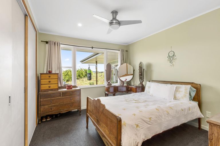 Photo of property in 24 Wrights Road, Raglan, 3295
