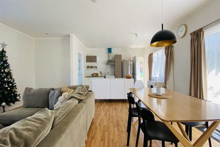 Photo of property in 3a Domain Road, Weymouth, Auckland, 2103