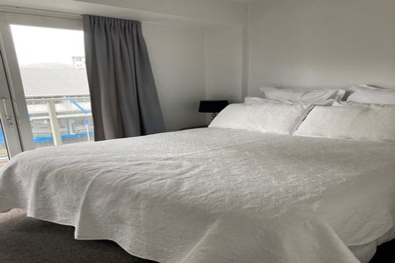 Photo of property in The Peak Apartments, 406/170 Taranaki Street, Te Aro, Wellington, 6011