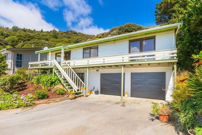 Photo of property in 33 Leeward Drive, Whitby, Porirua, 5024