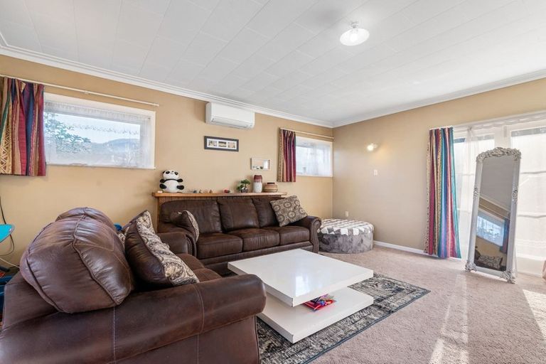 Photo of property in 9 John Road, Fairy Springs, Rotorua, 3015