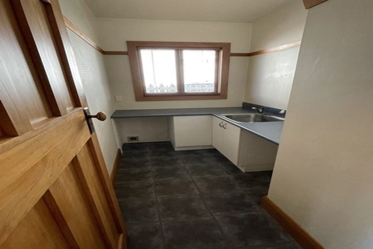 Photo of property in 27 Hackthorne Road, Cashmere, Christchurch, 8022